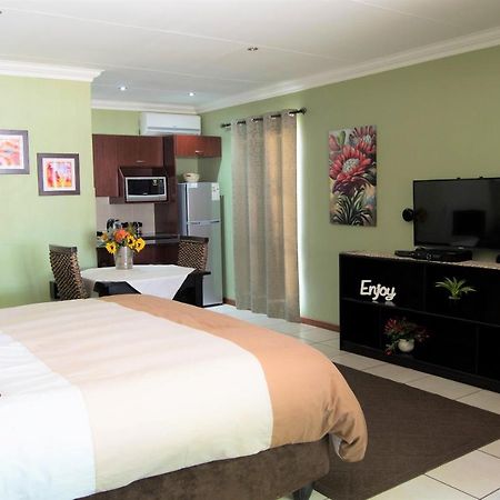 Summer Garden Guest House Benoni Luaran gambar
