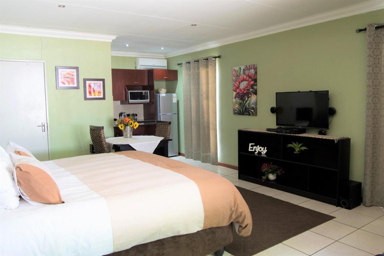Summer Garden Guest House Benoni Luaran gambar